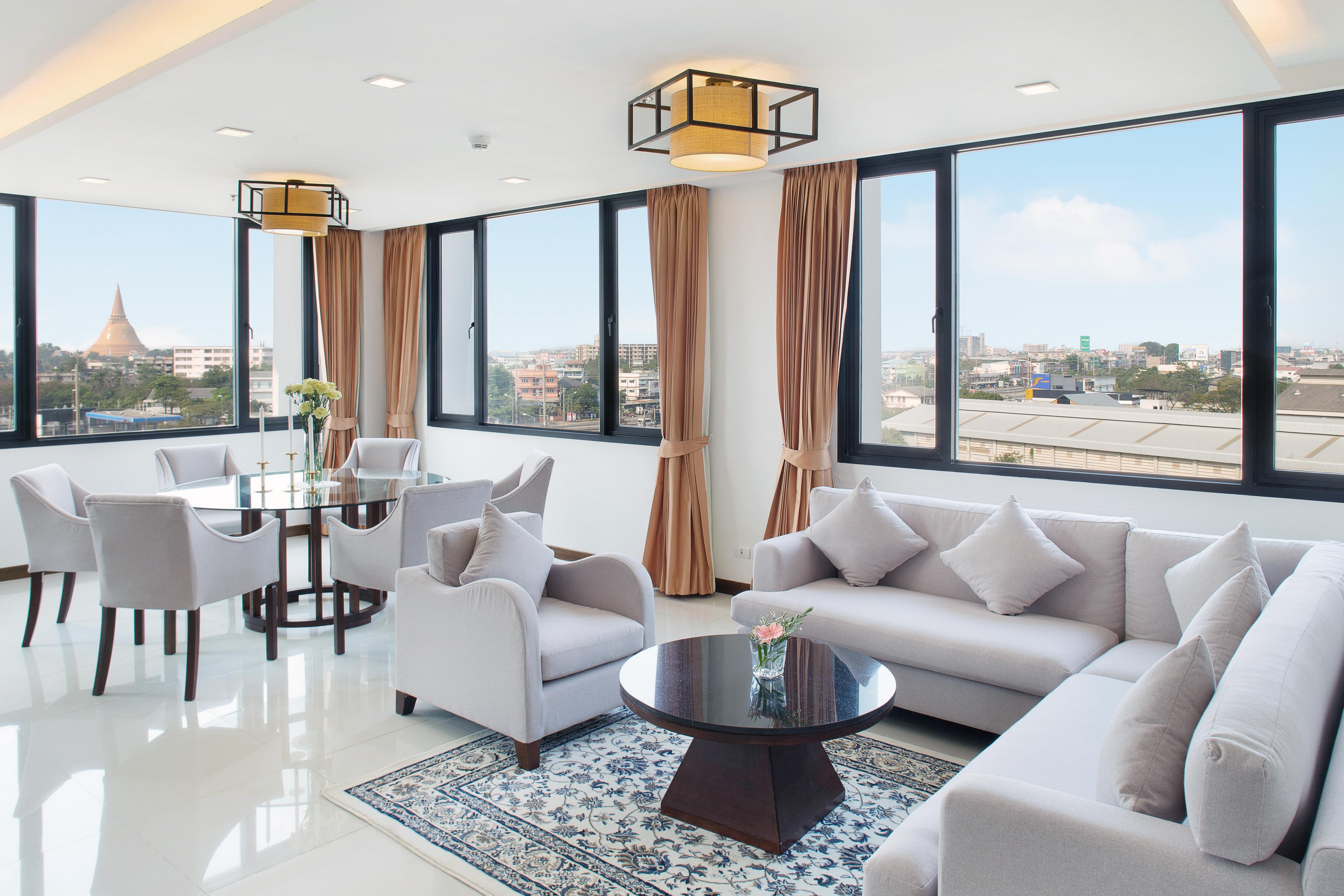Mida Grande Hotel Dhavaravati Nakhon Pathom - Sha Plus Extérieur photo